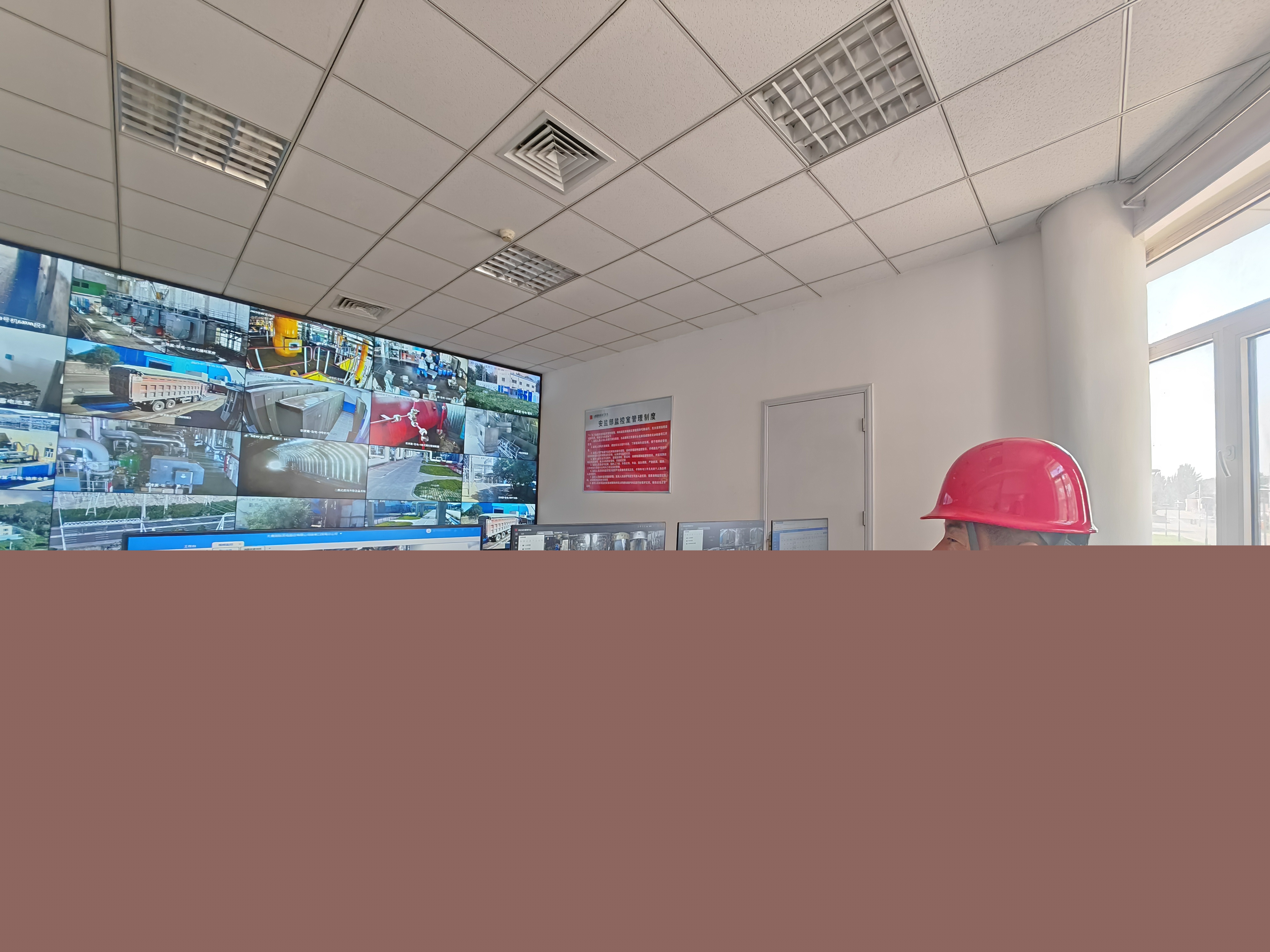 1691393877553083246.jpg 1(1)——視頻監(jiān)控現(xiàn)場(chǎng)安全情況.jpg