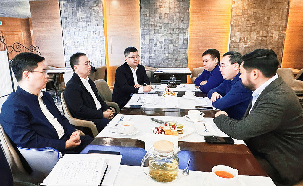 1727339792322089964.jpg 2-2.jpg